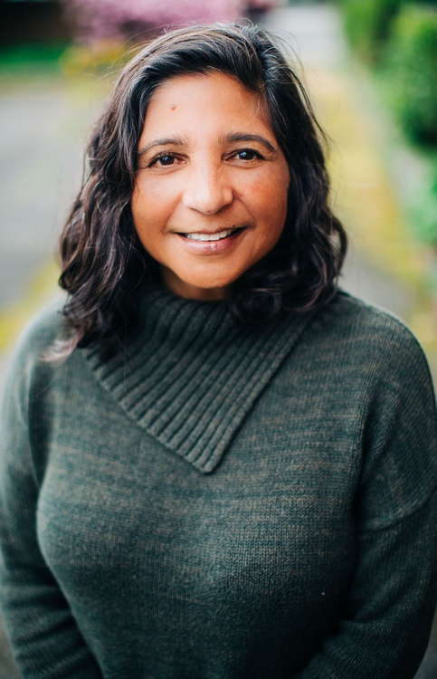 Portrait picture of Barb Bristow